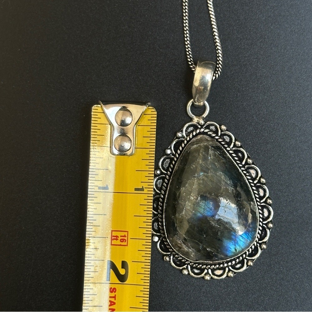 Teardrop Shape Labradorite Pendant - Unique Blue Flash - Picture 9 of 9